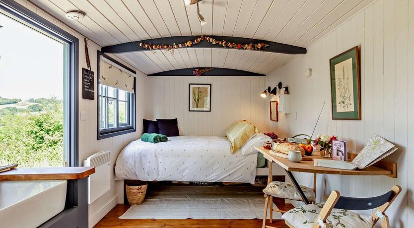 Photo of 1 Bed in Monkton Wyld