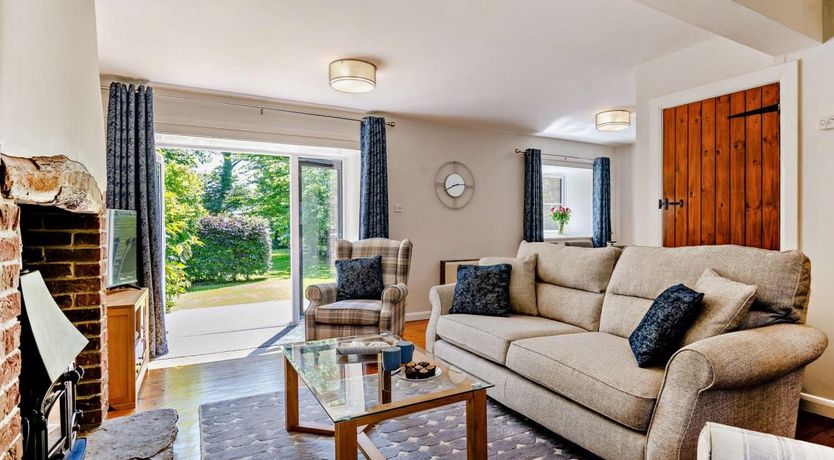 Photo of 3 Bed in Notton