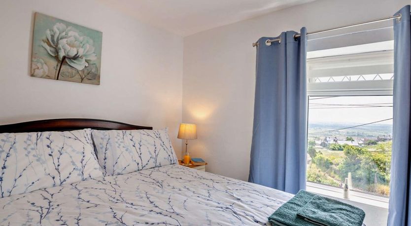 Photo of 2 Bed in Llithfaen