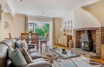 4 Bed in Dorchester Holiday Cottage