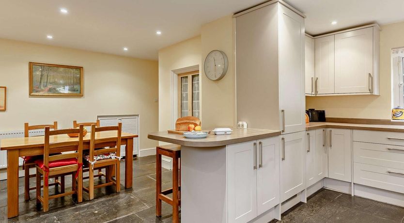 Photo of 4 Bed in Tavistock