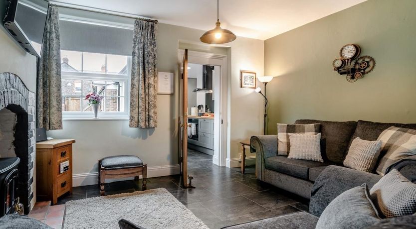 Photo of 2 Bed in Minehead