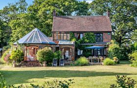 Photo of house-in-hampshire-5