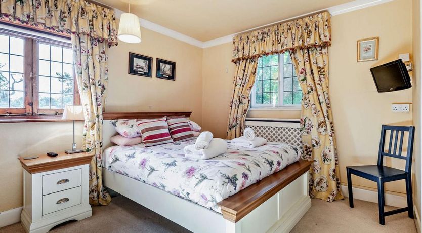 Photo of 4 Bed in Burley