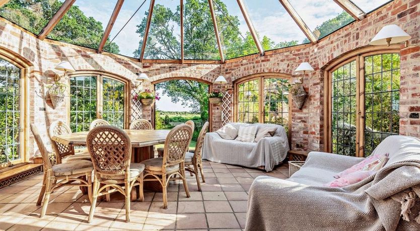 Photo of 4 Bed in Burley