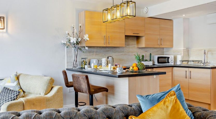 Photo of 1 Bed in Milford Haven