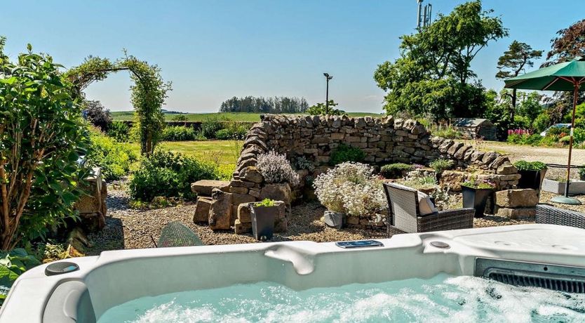 Photo of 4 Bed in Birtley