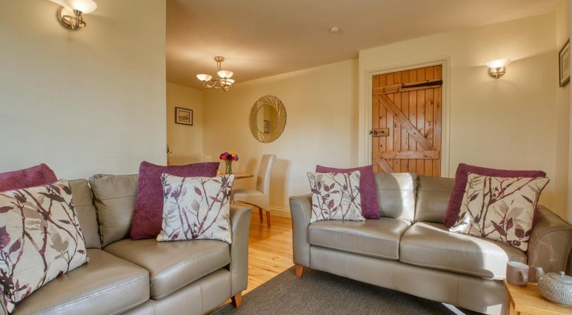 Photo of 2 Bed in Notton