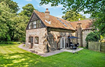 in Dorchester  (92416) Holiday Cottage