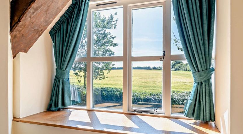 Photo of 2 Bed in Notton