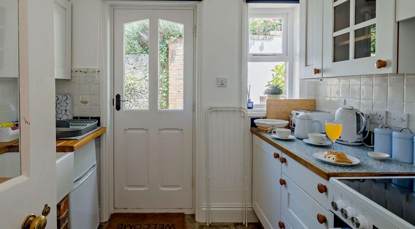Photo of 1 Bed in Newport