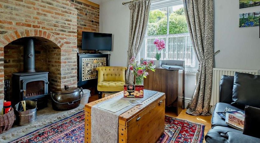 Photo of 1 Bed in Newport