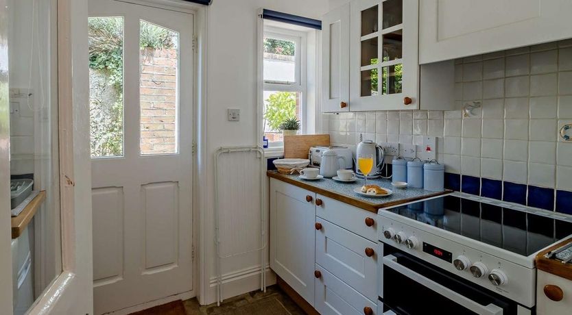 Photo of 1 Bed in Newport