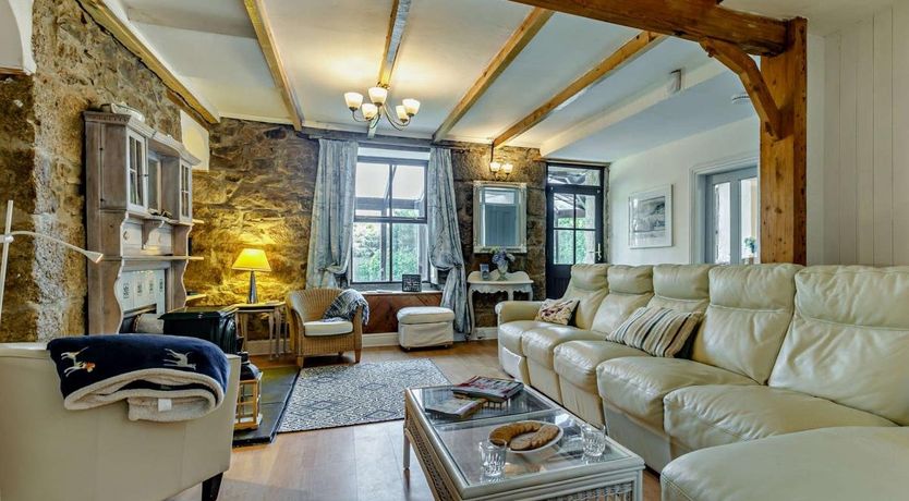 Photo of 3 Bed in Ludgvan