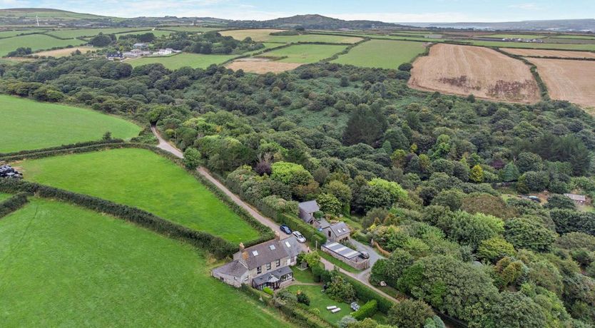 Photo of 3 Bed in Ludgvan