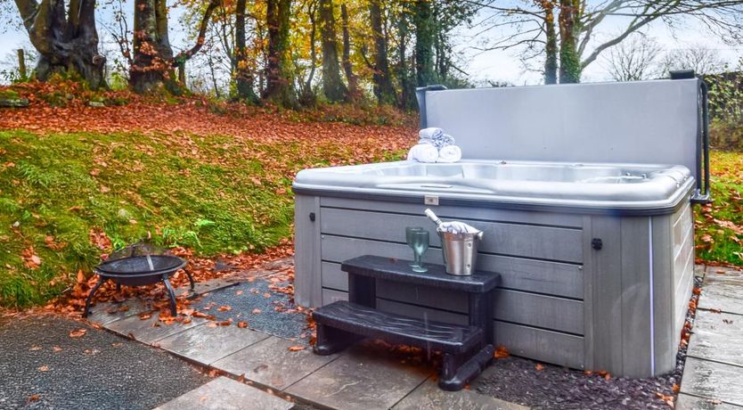 Photo of 3 Bed in Llandysul