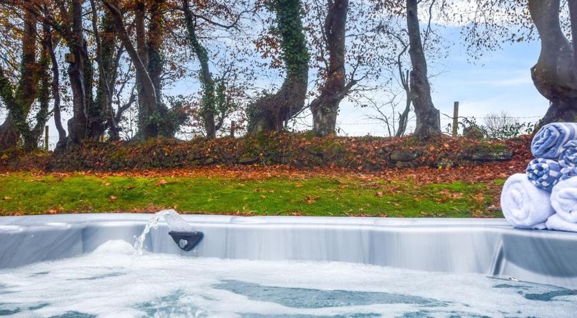 Photo of 3 Bed in Llandysul