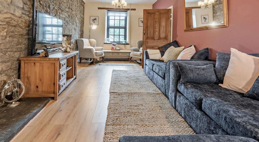 Photo of 3 Bed in Llandysul