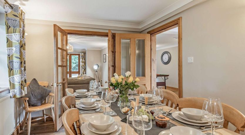 Photo of 4 Bed in Holywell