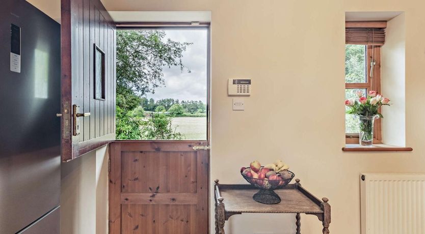 Photo of 4 Bed in Holywell