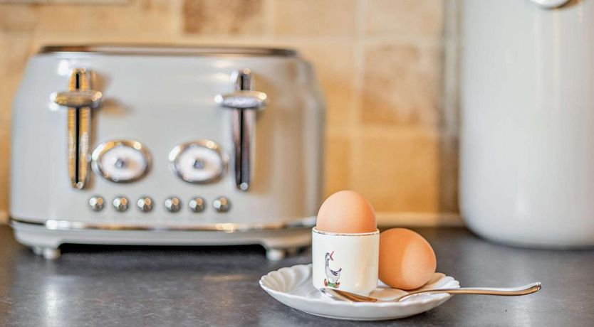 Photo of 4 Bed in Lloc