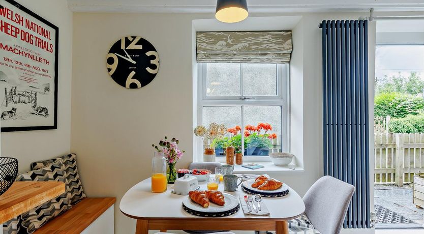 Photo of 1 Bed in Machynlleth