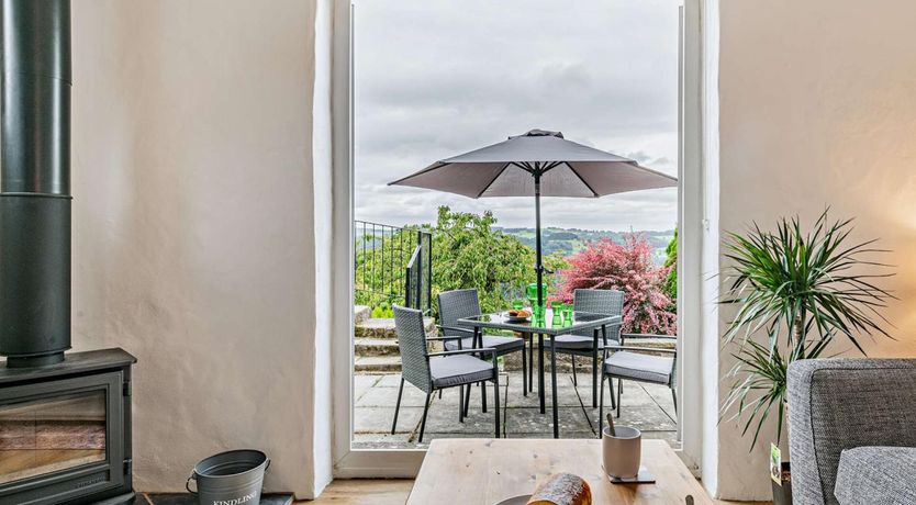 Photo of 2 Bed in Matlock