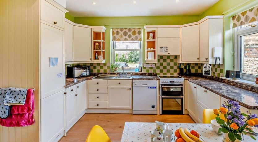 Photo of 4 Bed in Cowes