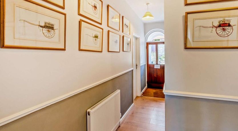 Photo of 4 Bed in Cowes