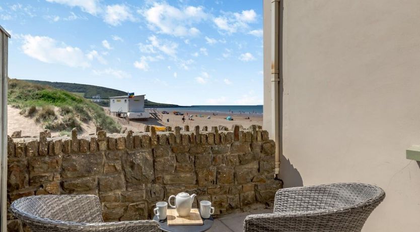 Photo of 1 Bed in Croyde