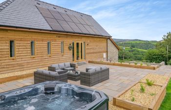 5 Bed in Builth Wells Holiday Cottage