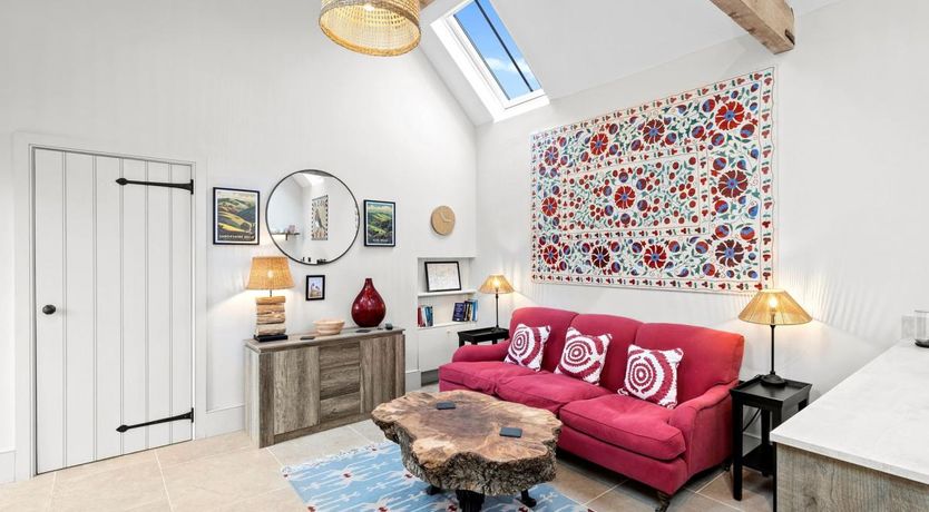 Photo of 1 Bed in Haytons Bent