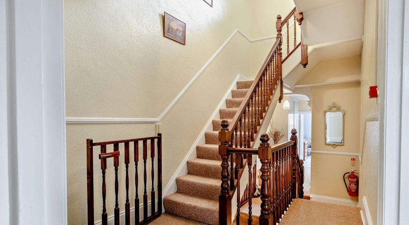 Photo of 4 Bed in Ilfracombe