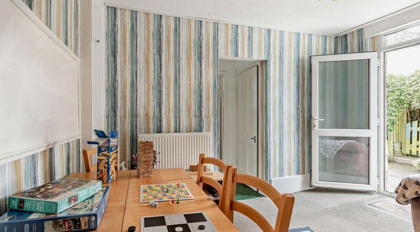 Photo of 4 Bed in Ilfracombe