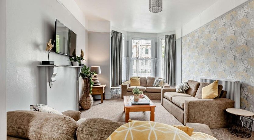 Photo of 4 Bed in Ilfracombe