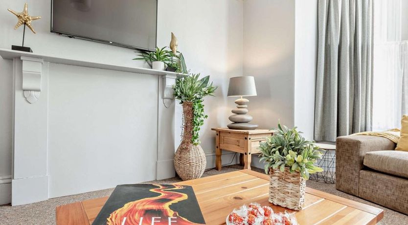 Photo of 4 Bed in Ilfracombe