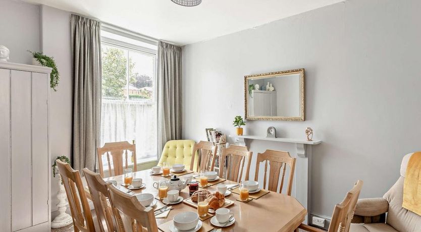 Photo of 4 Bed in Ilfracombe