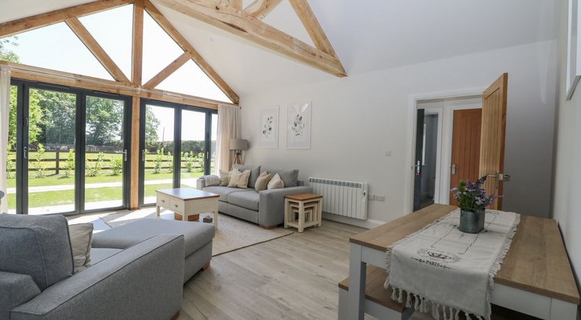 Photo of Robins Nest