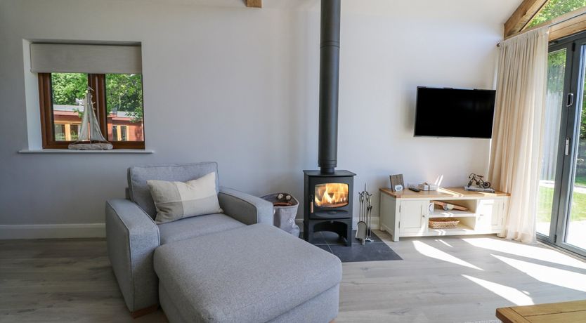 Photo of Robins Nest