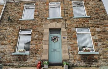 Brynawel Holiday Cottage