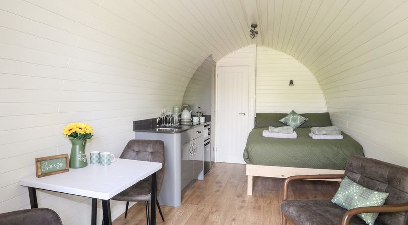 Photo of Tyddyn Parthle Pod 1