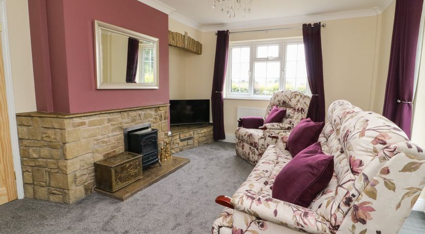 Photo of 2 Crosslands