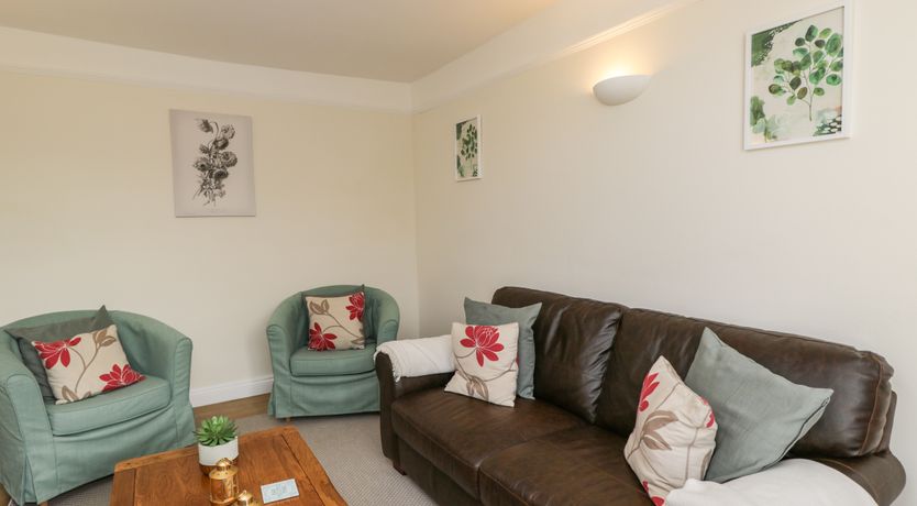 Photo of 2 Church Street