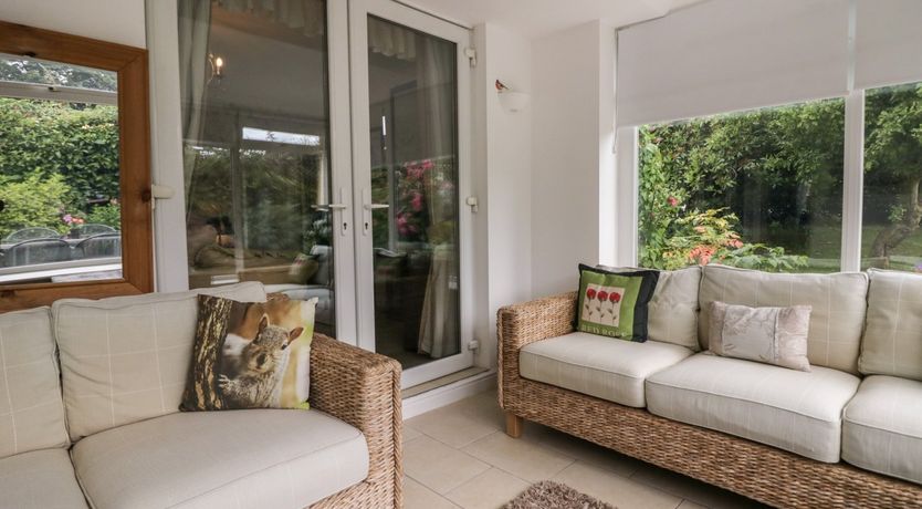 Photo of The Bird's Nest