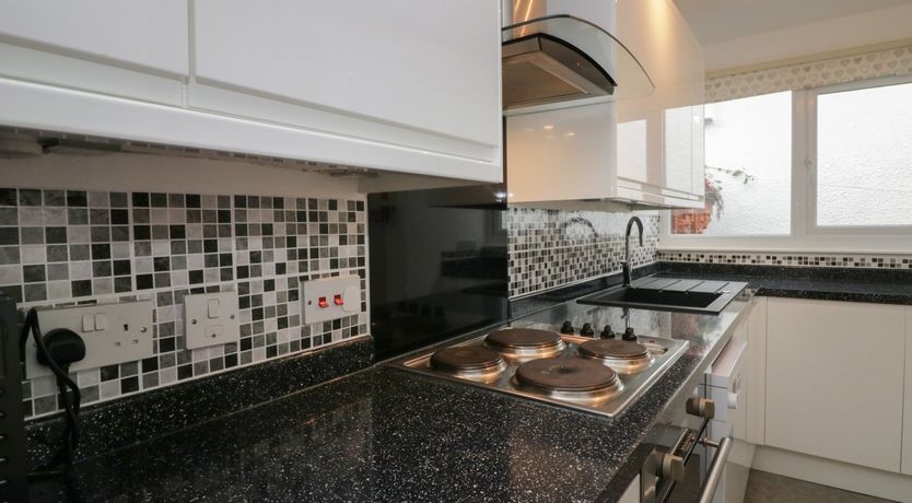 Photo of The Bird's Nest