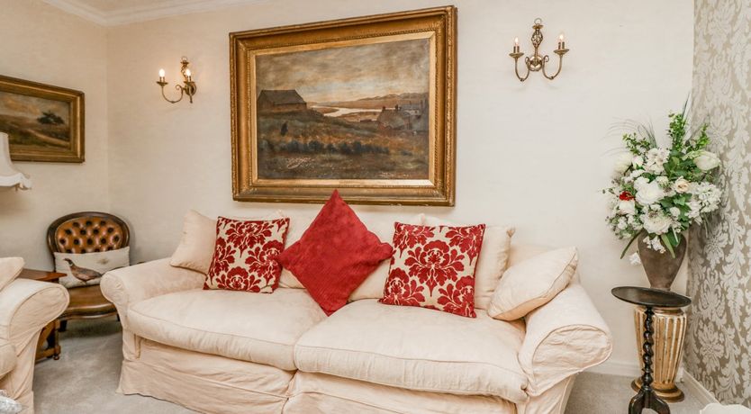 Photo of Storrs Lodge