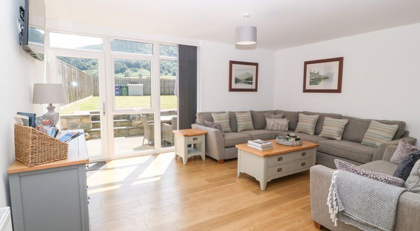 Photo of 3 Pensyflog Barns