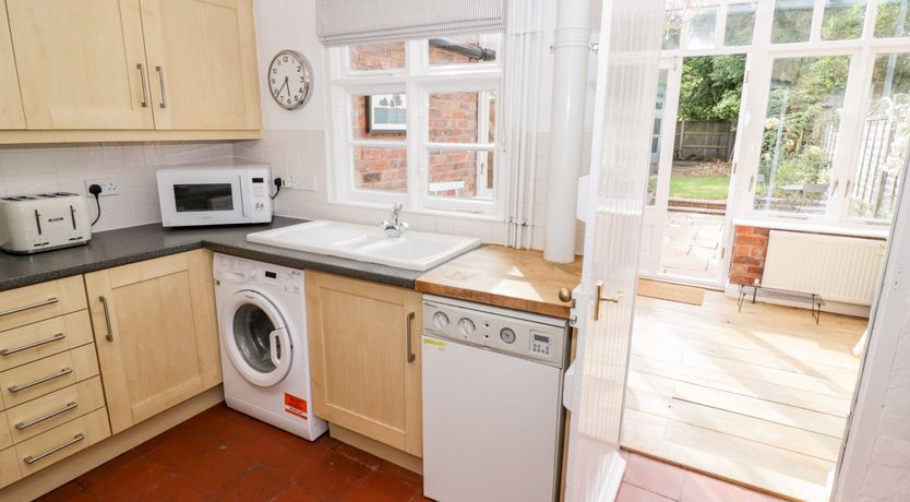 Photo of Ross Cottage