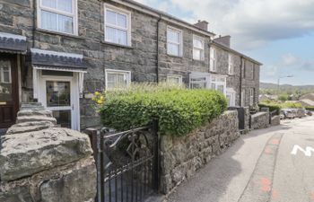 Bodalaw Holiday Cottage