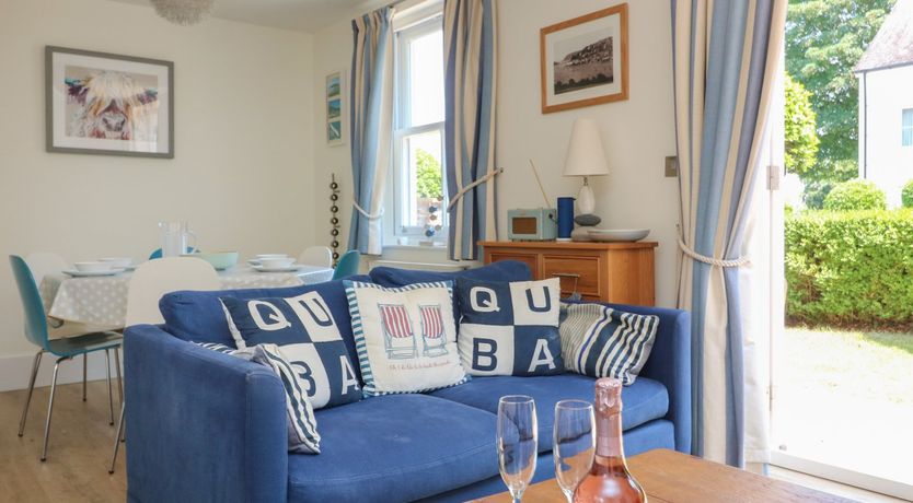 Photo of 5 Combehaven